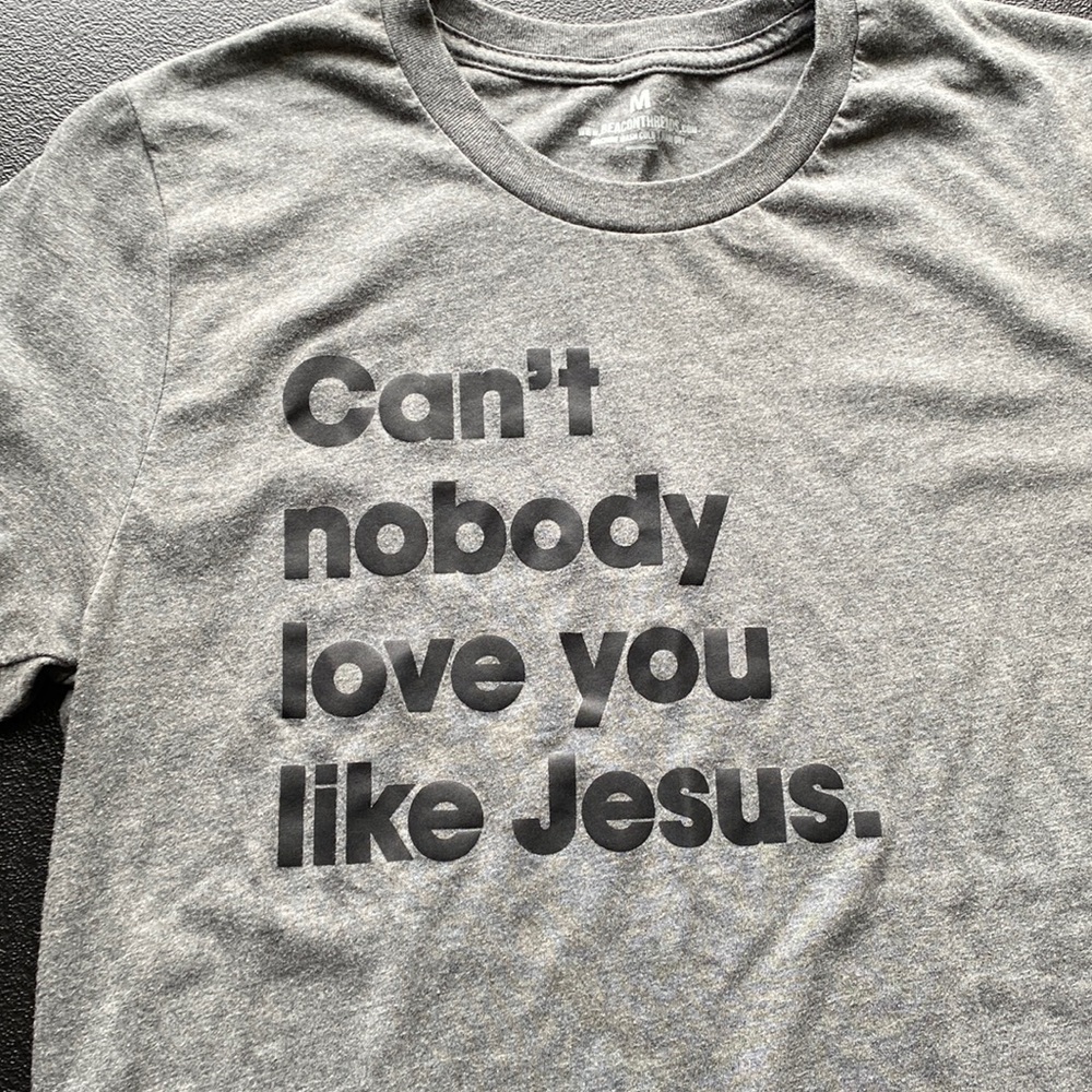 Love like Jesus Tee